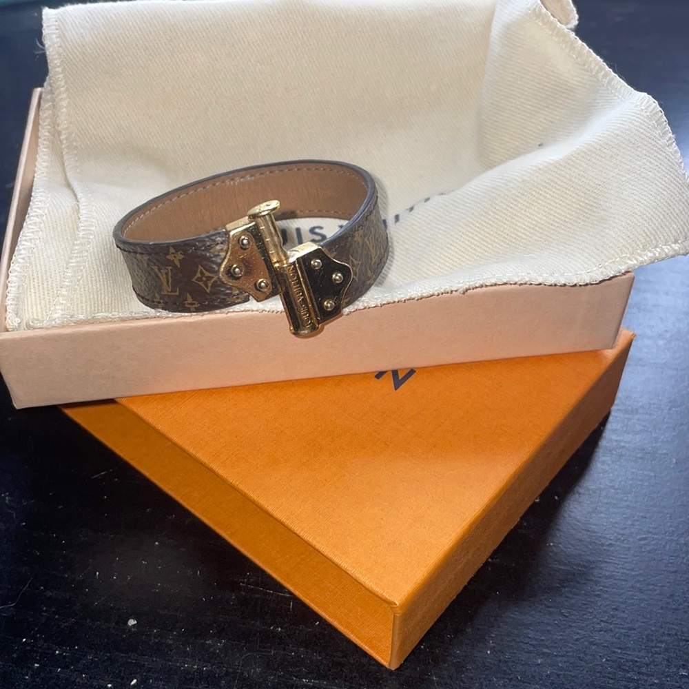 COPY - Louis Vuitton Leather Bracelet